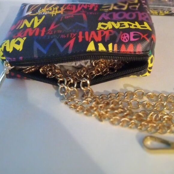 Woman's Purse - Picture 9 of 9